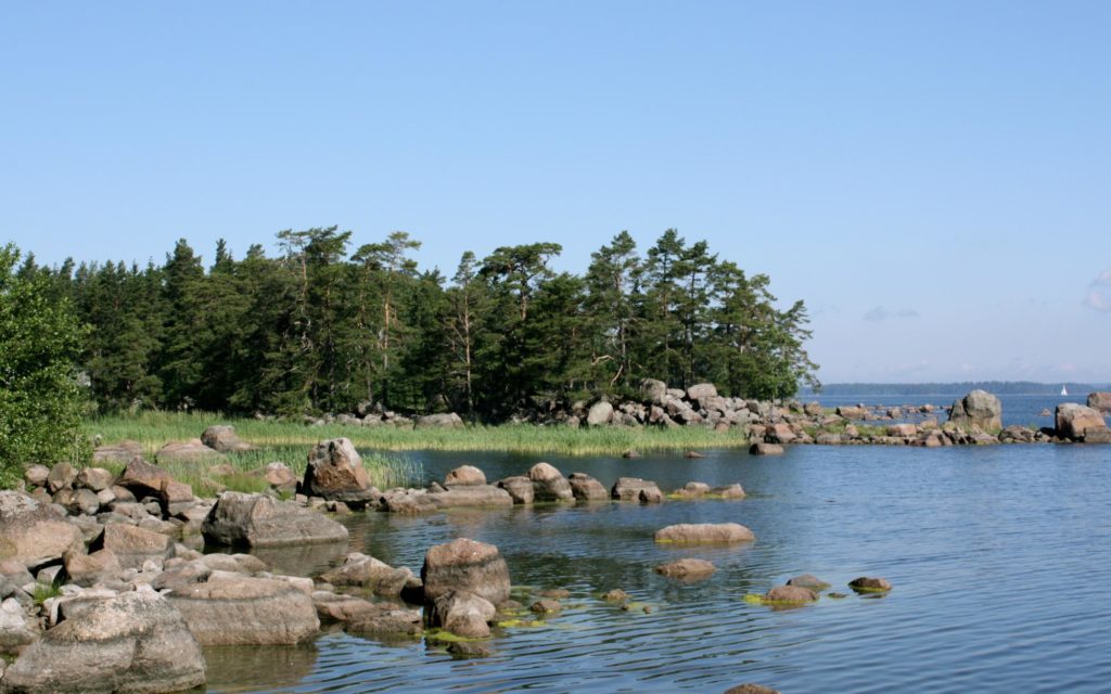 Myös paikka Loviisan ulkosaaristossa on itselleni tärkeä ja senkin luontoa haluan suojella. 